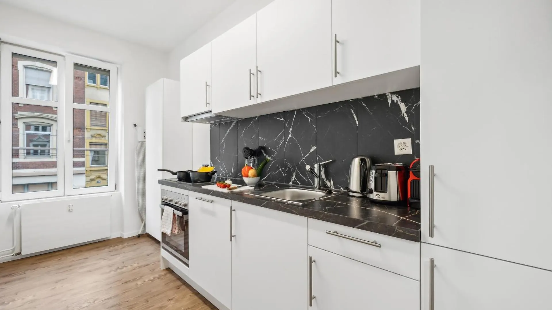 The R Apartment Margaretha Basilej